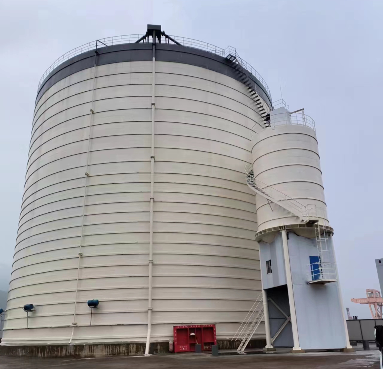 来宾10万吨水泥钢板库